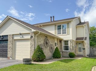 1268 Northmount St, Oshawa, ON L1G 7M8