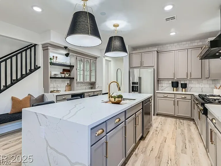 5873 Skyfall Ct — Photo 21
