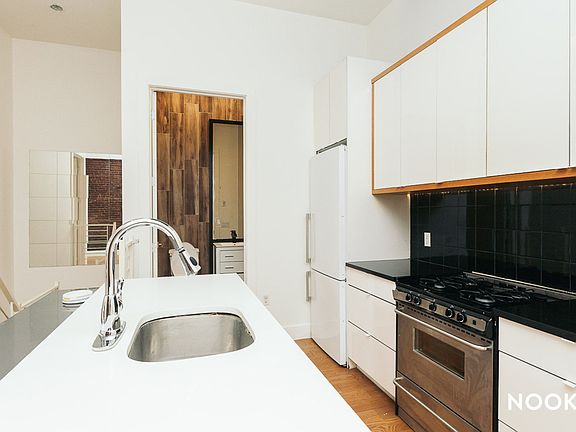 2nd image of 140 Manhattan Ave APT 1B