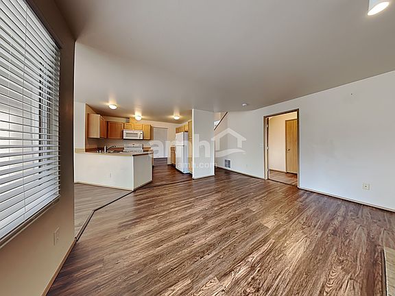 5th image of 20120 75th Avenue Ct E