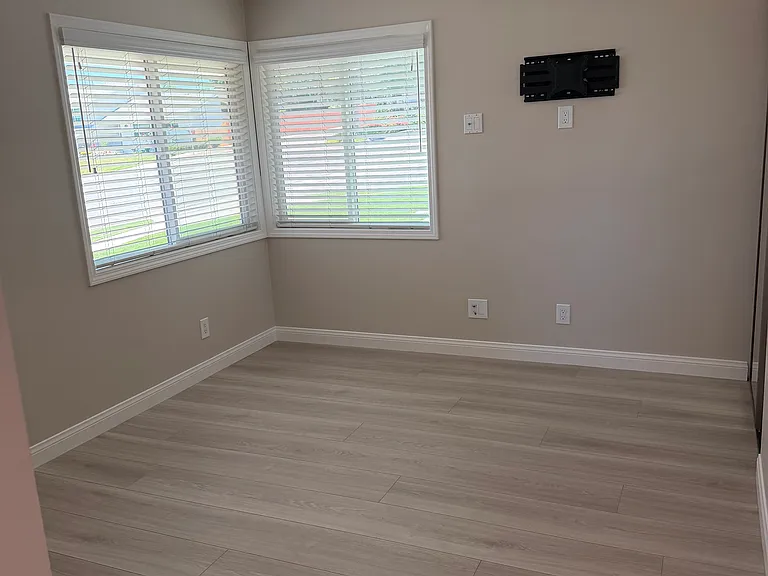 1st bedroom