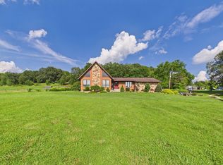 826 Yates Crossing Rd, Milton, WV 25541