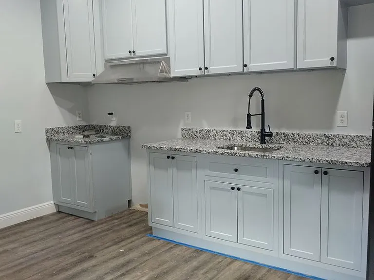 715 Citrus St — Photo 3