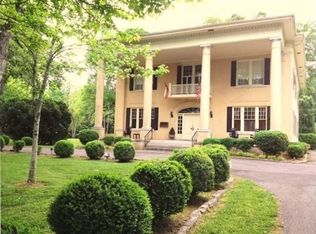 220 Gordon St, Chickamauga, GA 30707