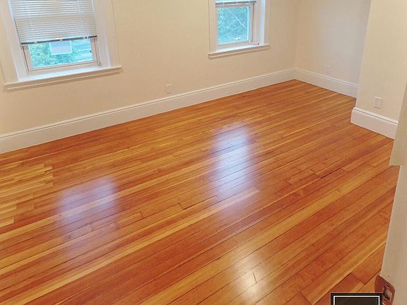 2nd image of 1612 Beacon St #2