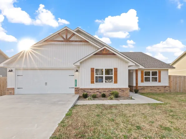 32851 Webb Ln, Poteau, OK 74953