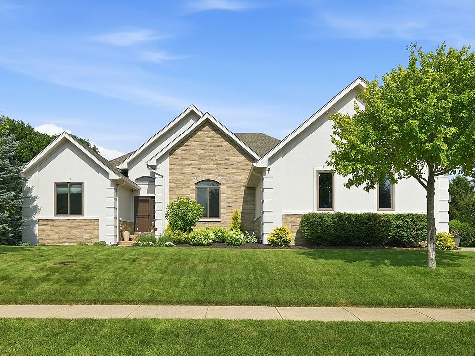 1st image of 91 Oak Hill Dr
