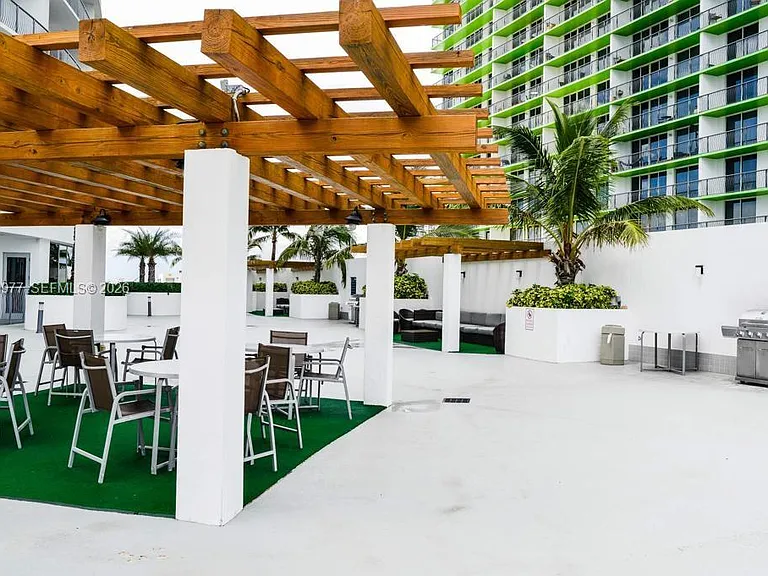 1750 N Bayshore Dr #4814 — Photo 33