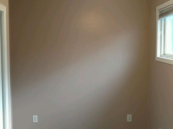 5th image of 1001 Highland Ave