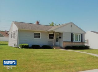 3609 Meadow Ln, Manitowoc, WI 54220