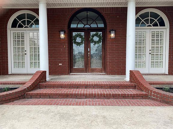 2nd image of 5250 Francis Ct