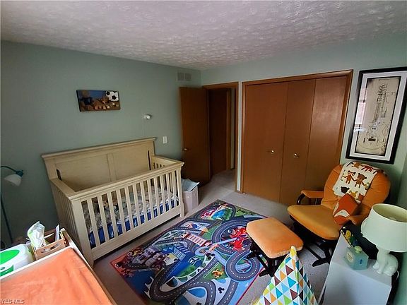 4th image of 3944 Deepwoods Way