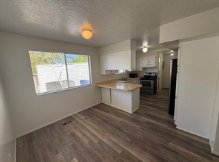 2996-3000 S Orchard Dr, Bountiful, UT 84010