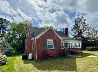119 College St, Clarksville, VA 23927