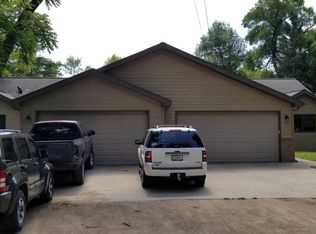 13 E 3rd St, Morris, MN 56267