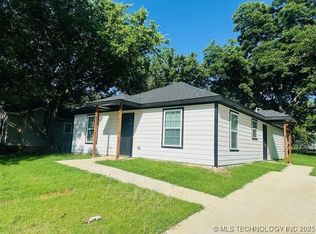 423 S 10th Ave, Durant, OK 74701