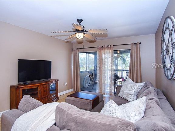 4th image of 860 S Village Dr N APT 207