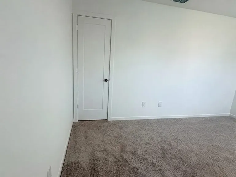 1832 Sanderling St — Photo 5