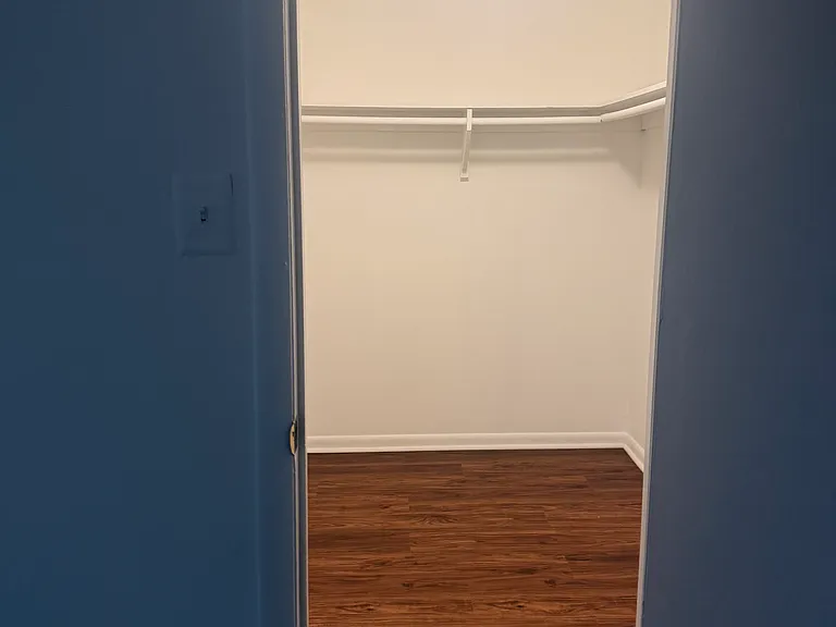 2842 Dover Ln #304 — Photo 26