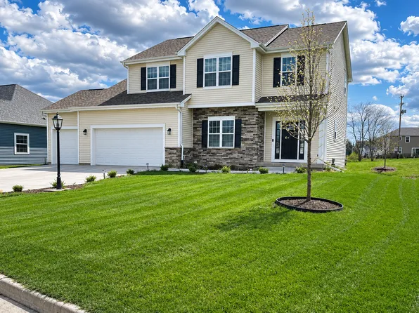 N48W15461 Aster Ct, Menomonee Falls, WI 53051