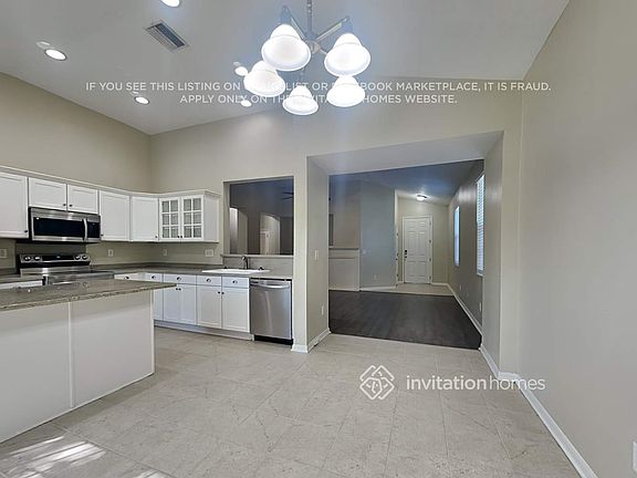 5th image of 7118 Bridgeview Dr