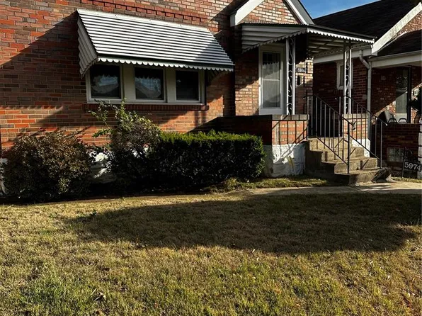 5974 Park Ln, Saint Louis, MO 63147