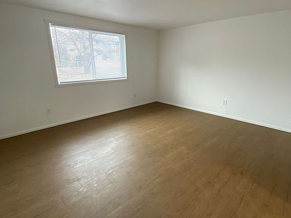 3rd image of 116 E Borah Ave APT 2