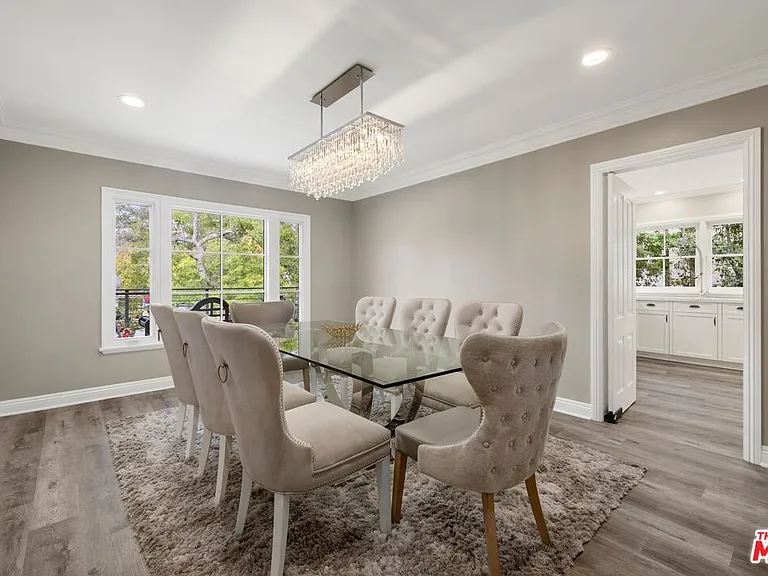 735 Thayer Ave — Photo 4
