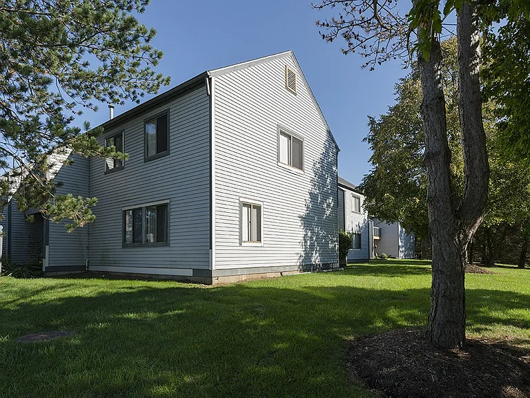 Homestead Commons — Photo 42