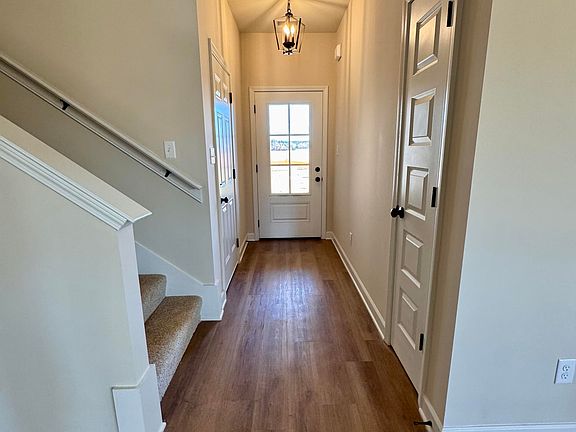 5th image of 8959 Acorn Ln