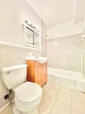 Rented by Keller Williams NYC | media 25