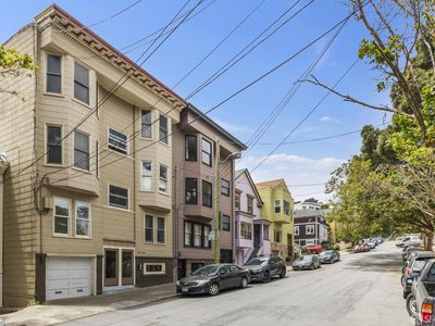 243 Henry St #A, San Francisco, CA, 94114