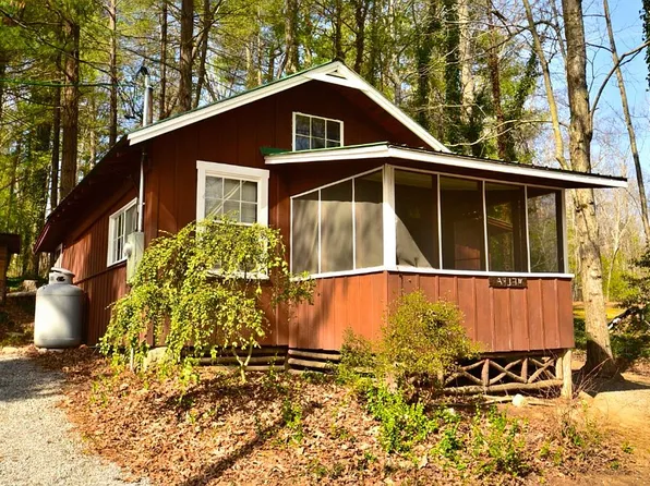 5 Laurel Ivy Ln, Hendersonville, NC 28791