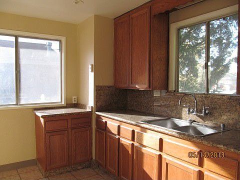 3rd image of 13618 Mulberry Dr