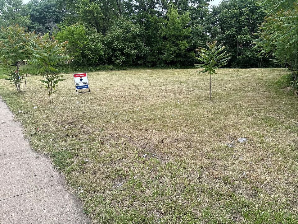 2nd image of 2415 Hickman Rd