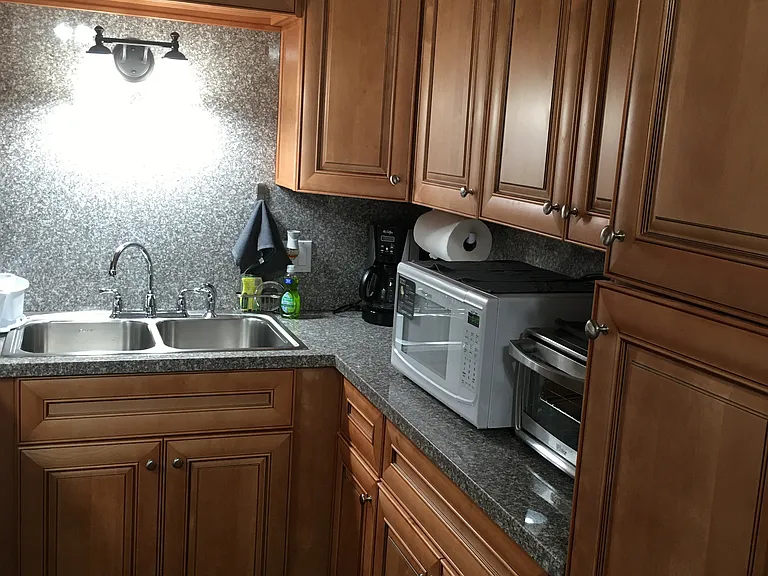 Western Ave — Photo 21