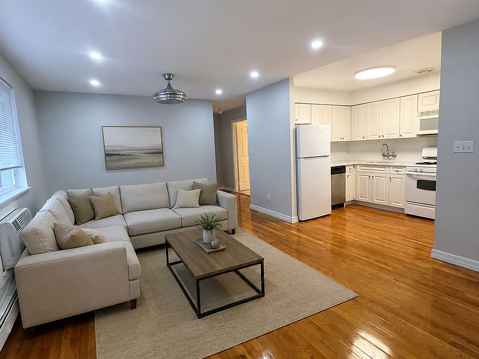 1st image of 7746 79th St #1F