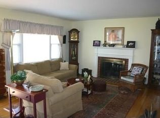1334 Mayflower Dr, Mc Lean, VA 22101