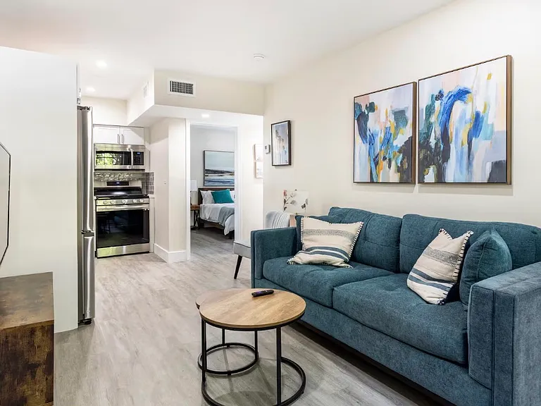 42 Phoenetia Ave #2 — Photo 15