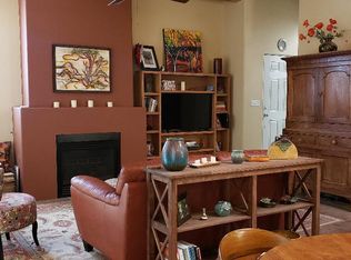 878 Viento Segundo Dr, Santa Fe, NM 87501