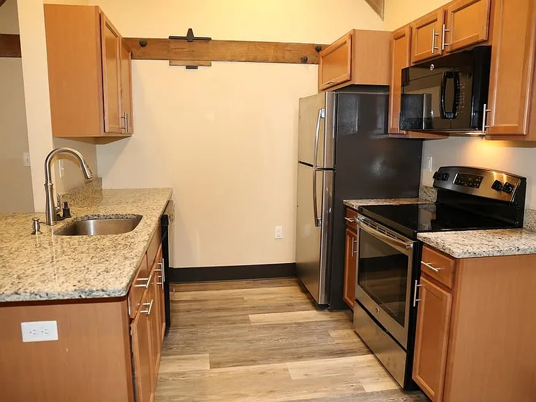 Perley Canal Mill Apartments — Photo 35