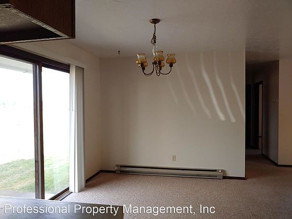 4th image of 2935 W Central Ave #A