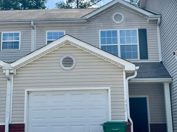 237 Shenandoah Dr, Riverdale, GA 30274