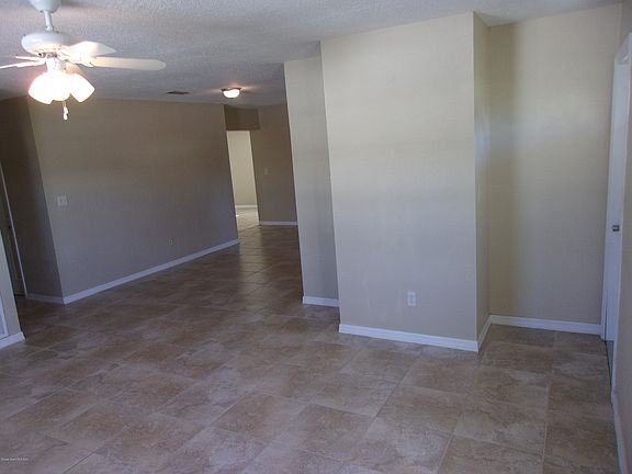 5th image of 849 Tupelo Dr