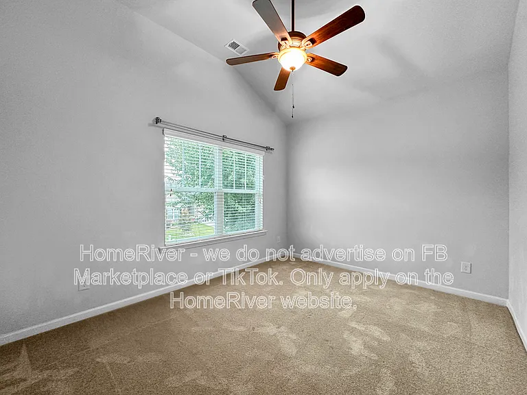 228 Renford Rd — Photo 10