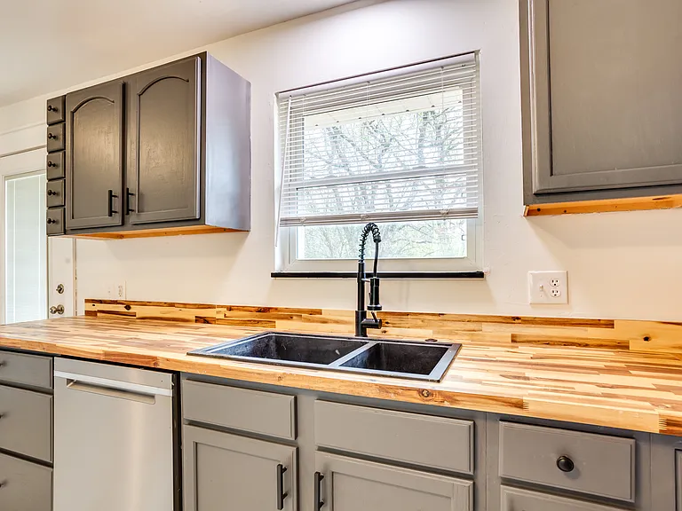 6608 Langston Dr — Photo 13