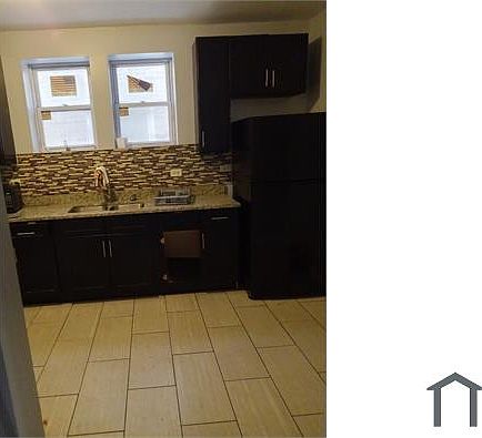4th image of 7920 S Bennett Ave #1