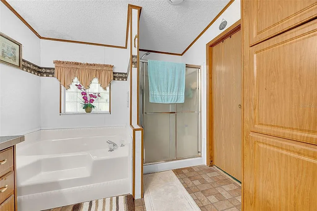3 bed, 1809 sqft, $2,000 — Photo 3