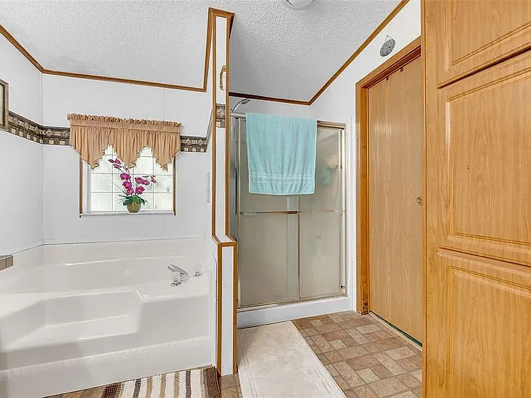 3636 Ryans Ln — Photo 3
