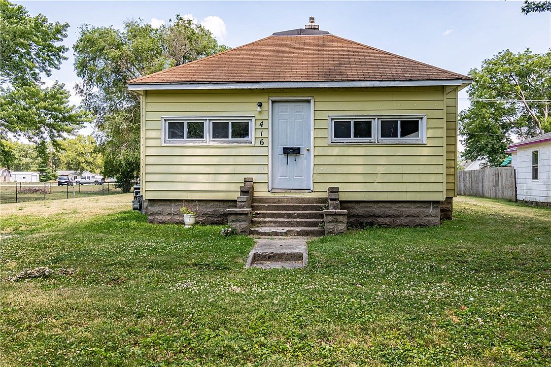 416 S Railroad St, Lovington, IL 61937 Zillow